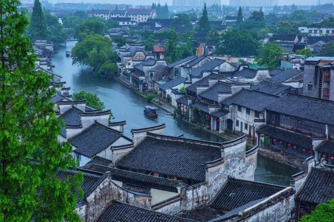 7套渐变风企业宣传介绍PPT模板，现代感十足！